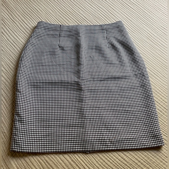 Moda International Houndstooth Mini Skirt 👡👡👡 - Picture 1 of 5